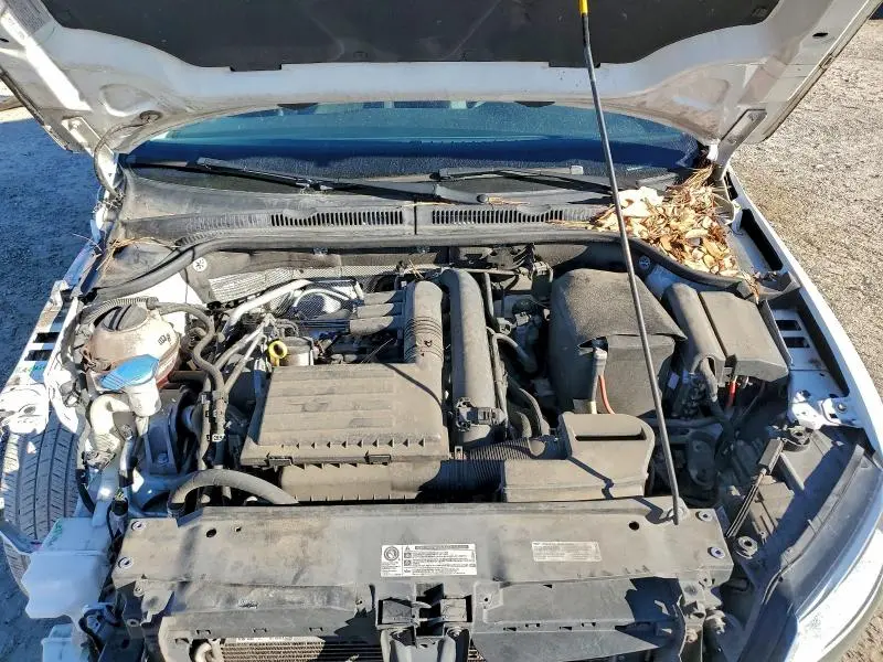 2017 VOLKSWAGEN JETTA SE  