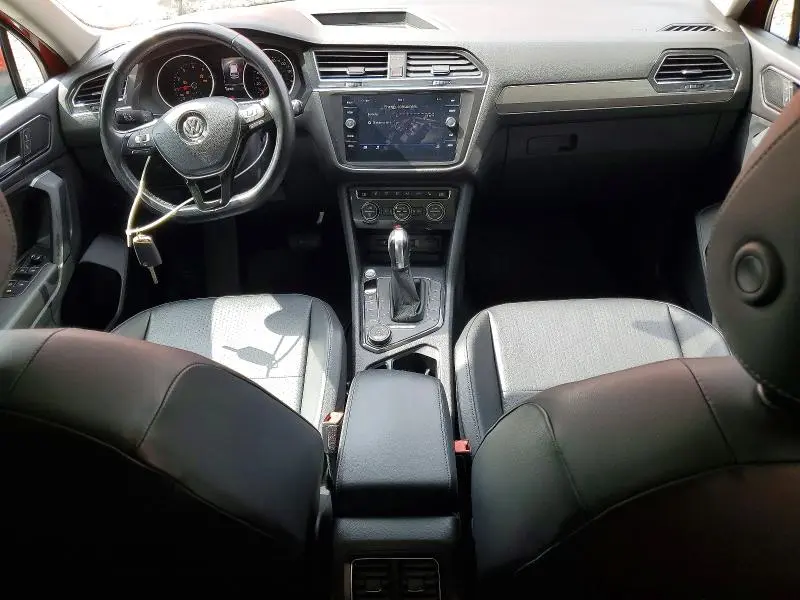 2018 VOLKSWAGEN TIGUAN SE  
