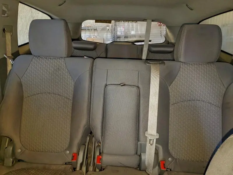 2011 CHEVROLET TRAVERSE LS  