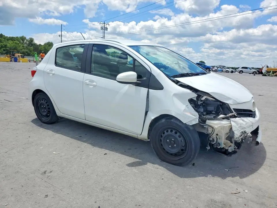 2013 TOYOTA YARIS 5-DOOR LE  