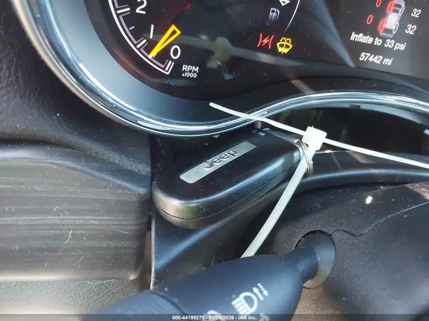 2019 JEEP GRAND CHEROKEE LAREDO E 4X2