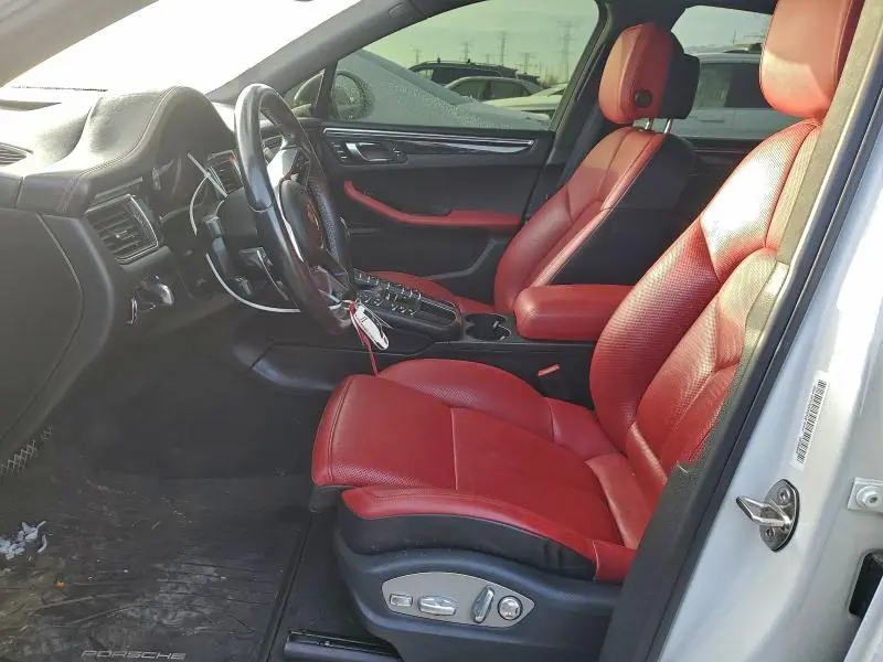 2017 PORSCHE MACAN S  