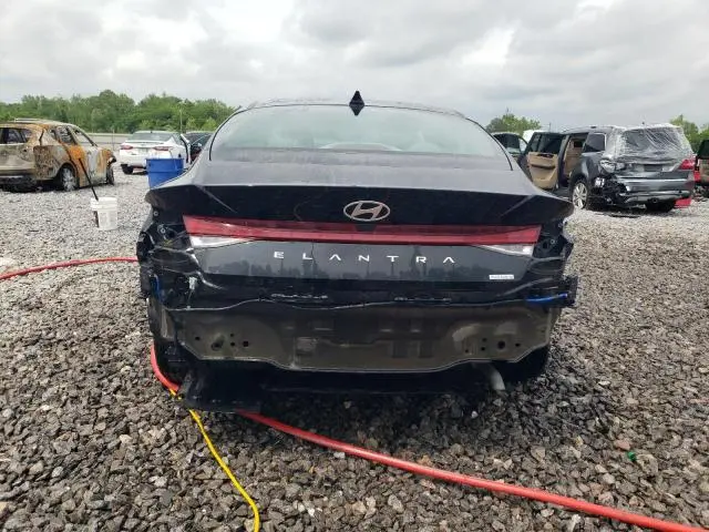 2024 HYUNDAI ELANTRA BLUE