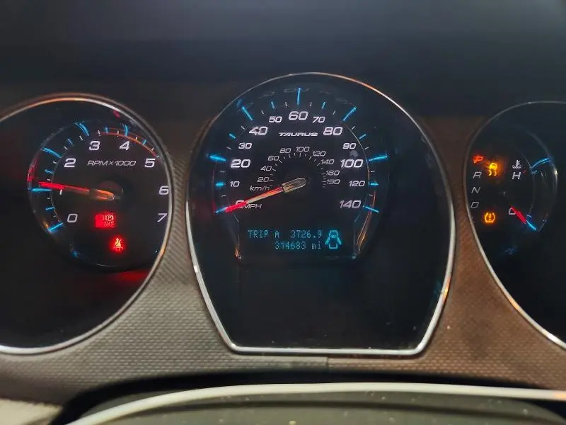2012 FORD TAURUS SE  