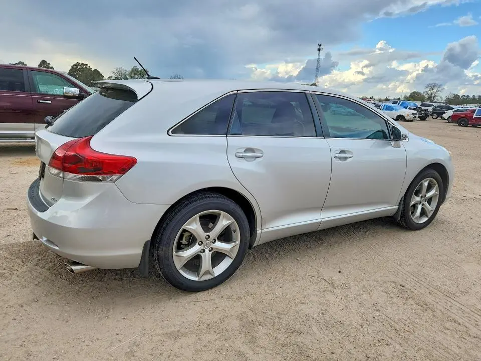 2014 TOYOTA VENZA XLE  