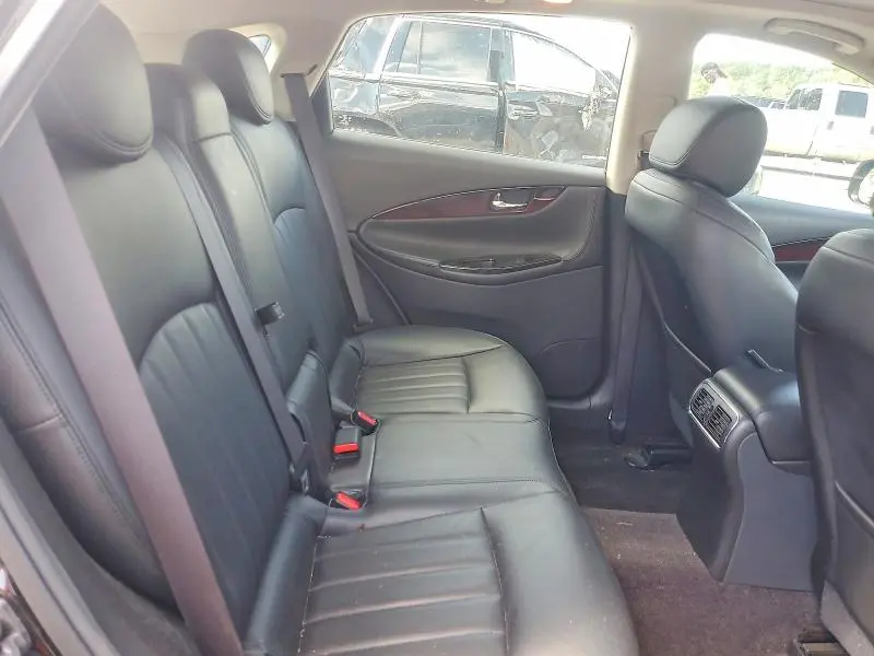 2017 INFINITI QX50 BASE  