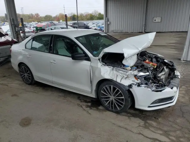 2016 VOLKSWAGEN JETTA SPORT  