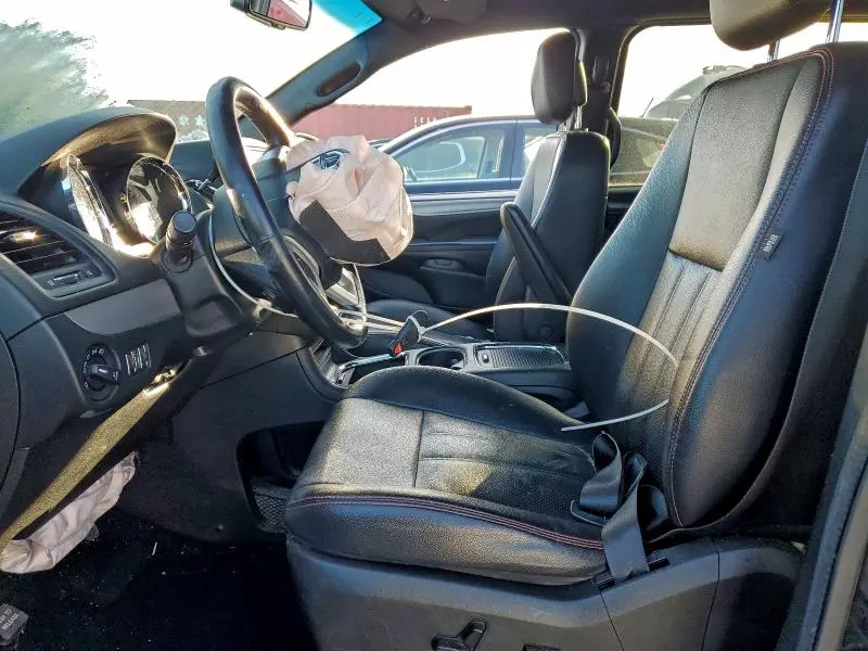 2017 DODGE GRAND CARAVAN GT  