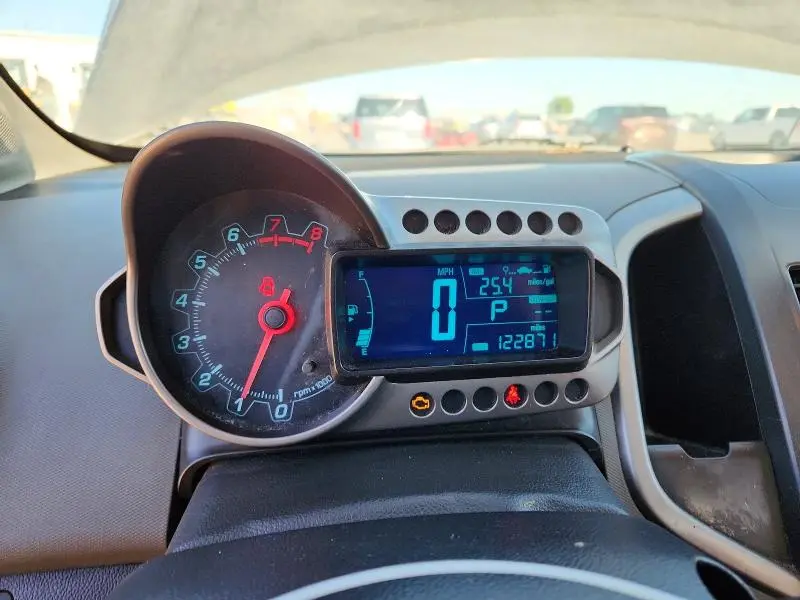 2016 CHEVROLET SONIC LT  