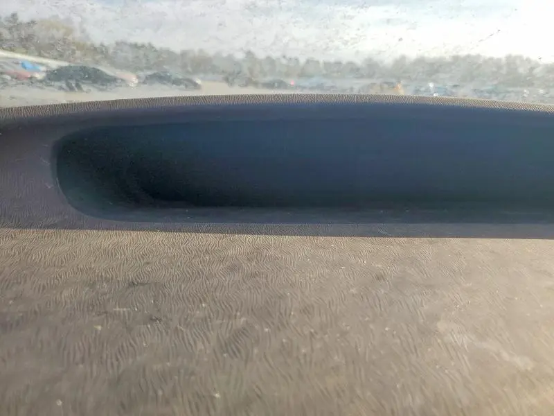 2010 TOYOTA PRIUS III  