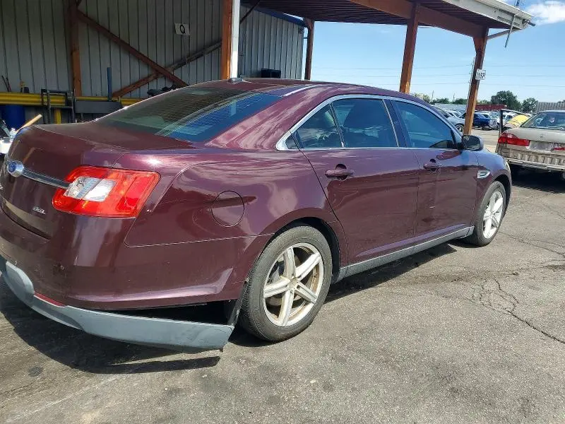 2011 FORD TAURUS SEL  