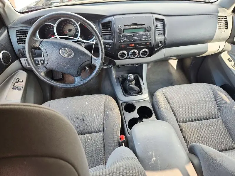 2011 TOYOTA TACOMA BASE  