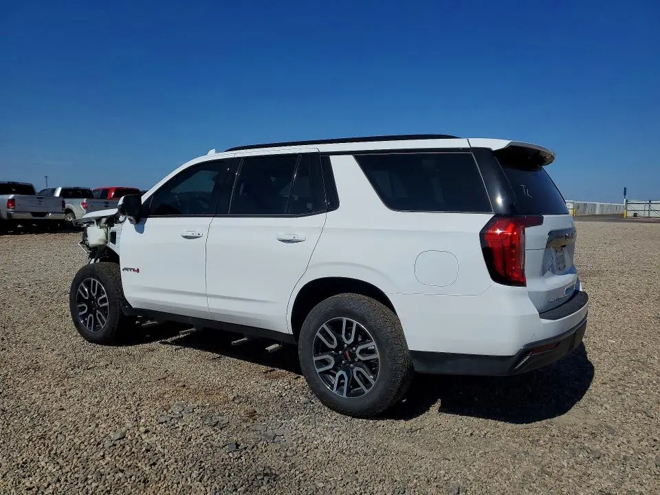 2023 GMC YUKON AT4  