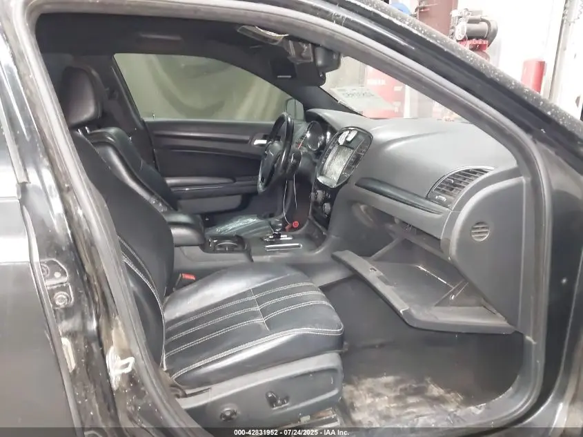2013 CHRYSLER 300 300S