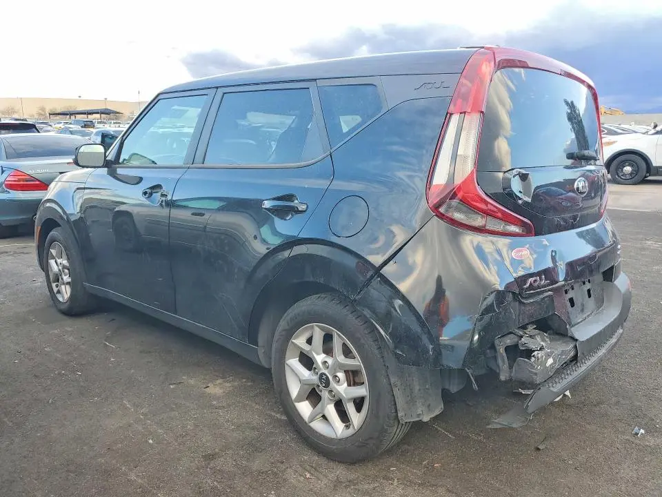 2021 KIA SOUL LX  