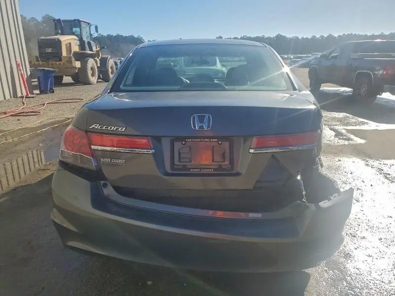 2011 HONDA ACCORD LX  