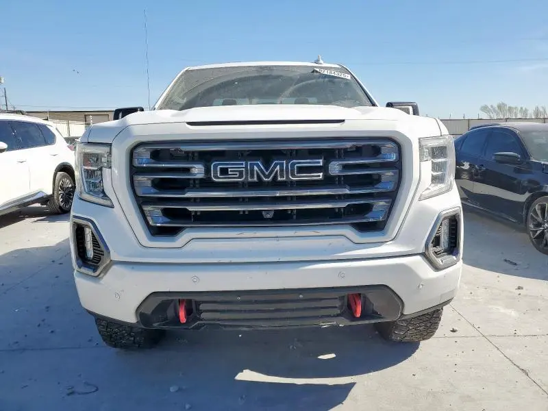 2021 GMC SIERRA K1500 AT4  