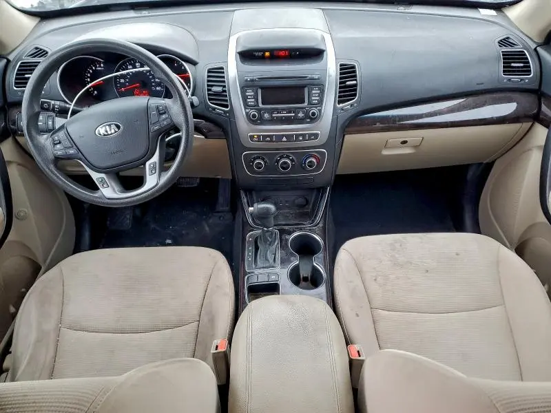 2015 KIA SORENTO LX  