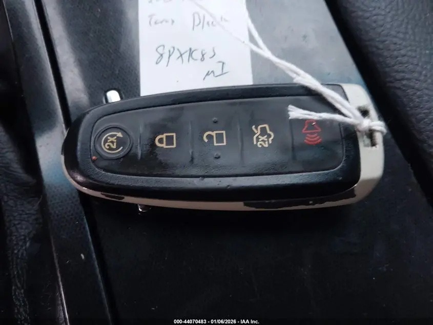 2015 FORD TAURUS SHO