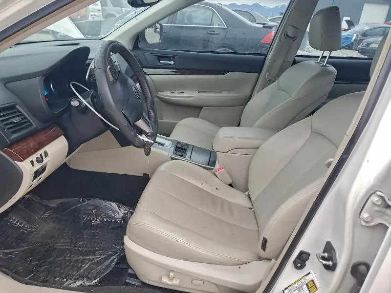 2013 SUBARU LEGACY 2.5I LIMITED  