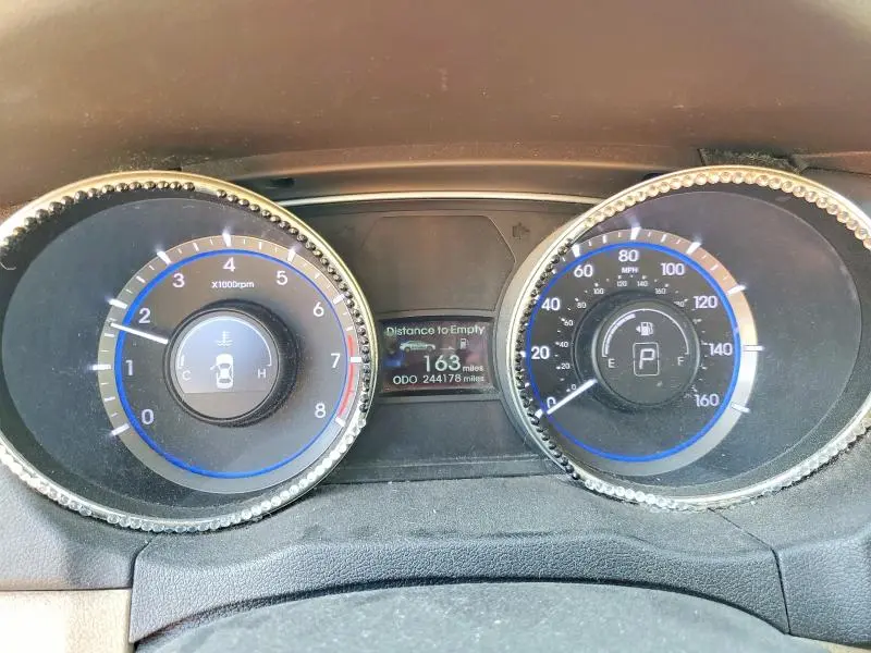 2012 HYUNDAI SONATA GLS  