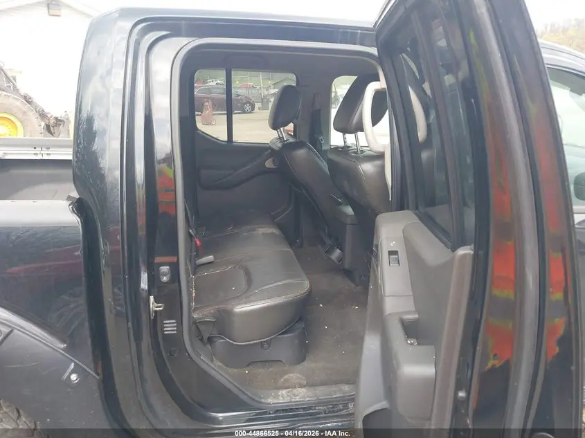2010 NISSAN FRONTIER PRO-4X