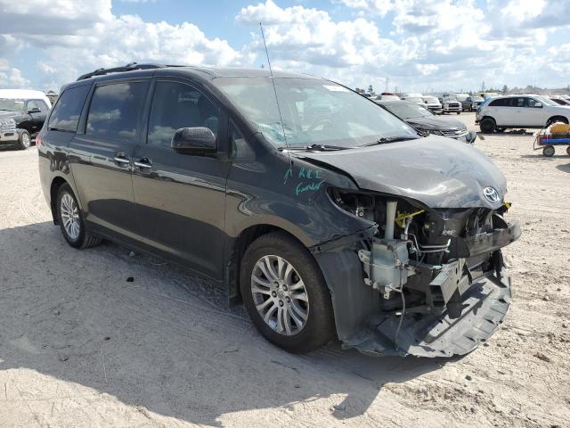 2014 TOYOTA SIENNA XLE