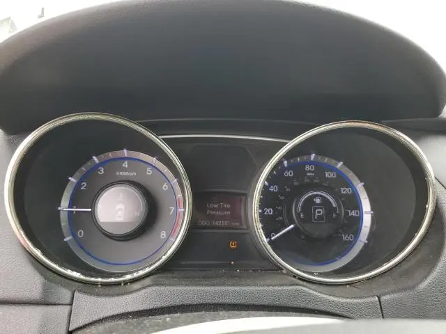 2012 HYUNDAI SONATA SE  