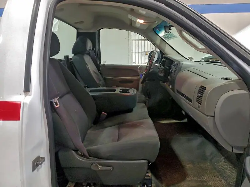 2011 CHEVROLET SILVERADO C1500  