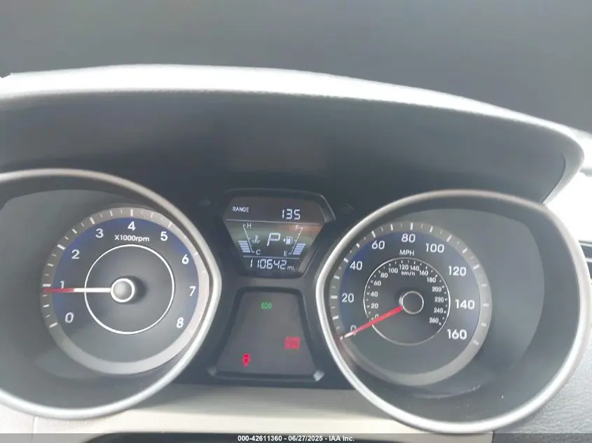 2015 HYUNDAI ELANTRA SE