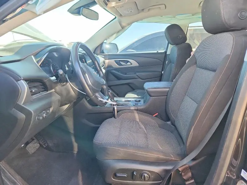 2020 CHEVROLET TRAVERSE LT  