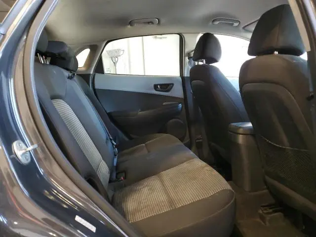 2019 HYUNDAI KONA SE  