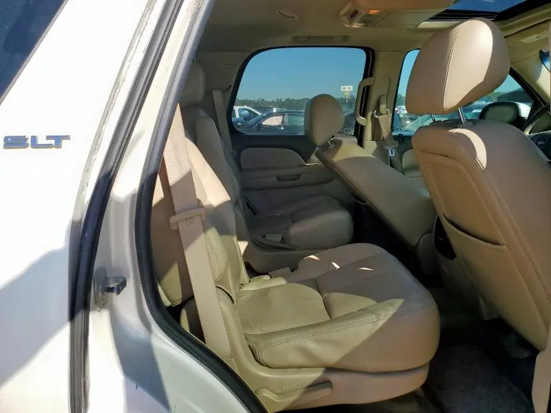 2011 GMC YUKON   