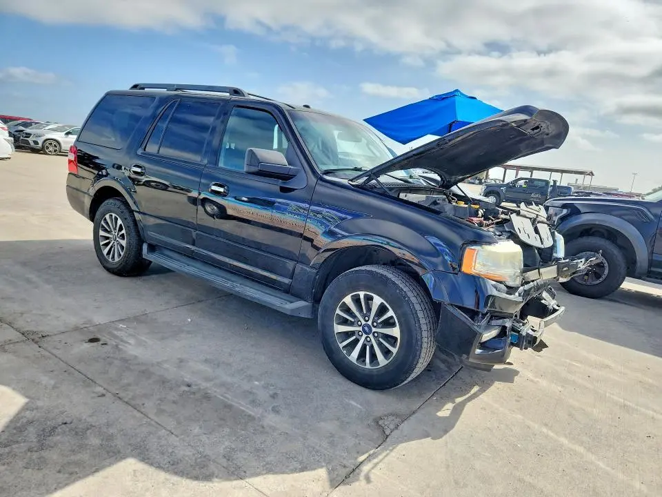 2017 FORD EXPEDITION XLT  
