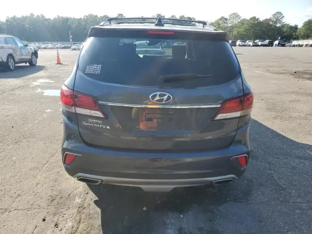2018 HYUNDAI SANTA FE SE  