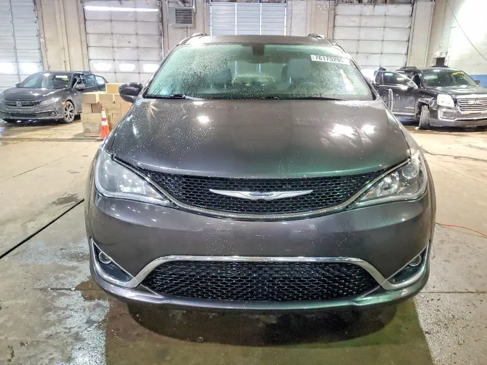 2017 CHRYSLER PACIFICA TOURING L PLUS  