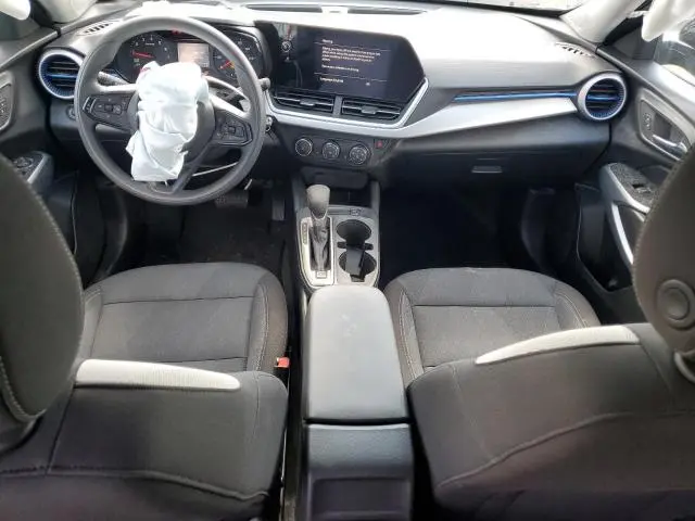 2025 CHEVROLET TRAX LS