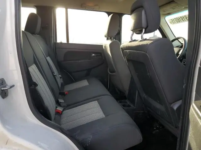 2010 JEEP LIBERTY SPORT  