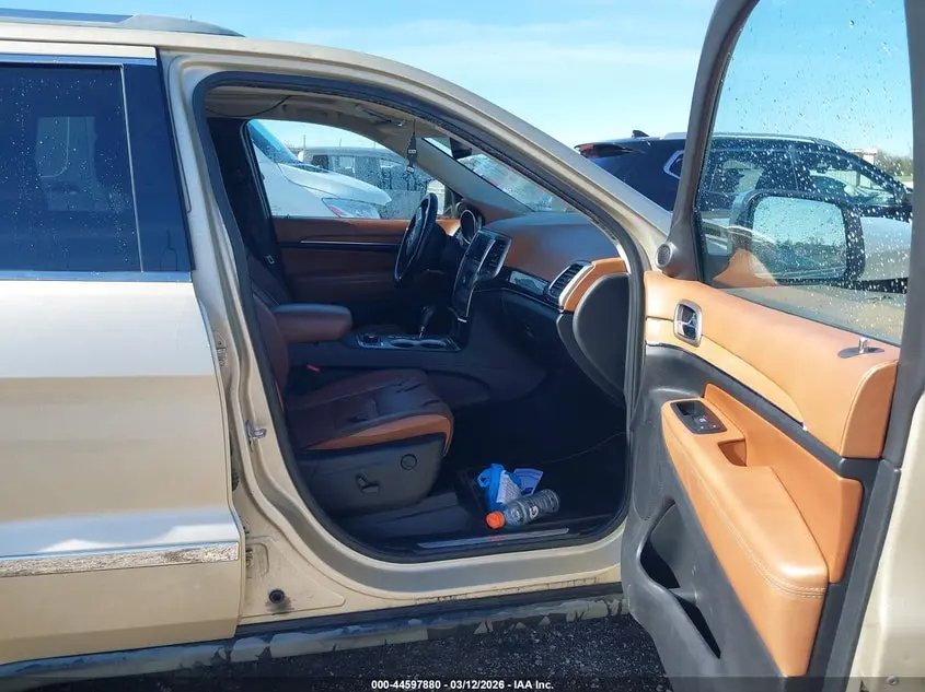 2011 JEEP GRAND CHEROKEE OVERLAND