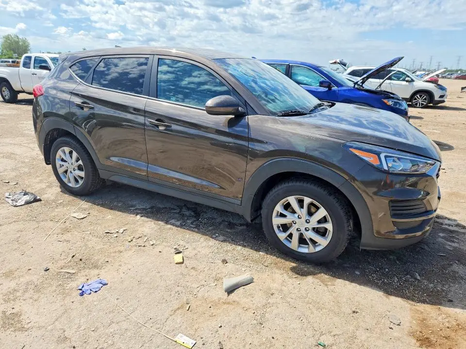 2020 HYUNDAI TUCSON SE  