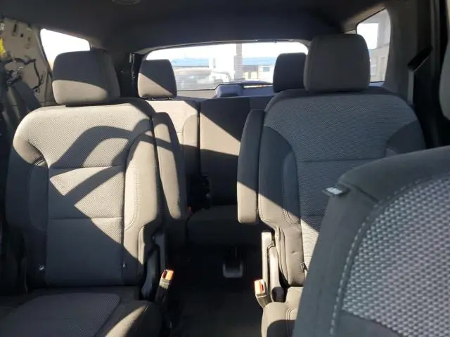 2022 CHEVROLET TRAVERSE LT  