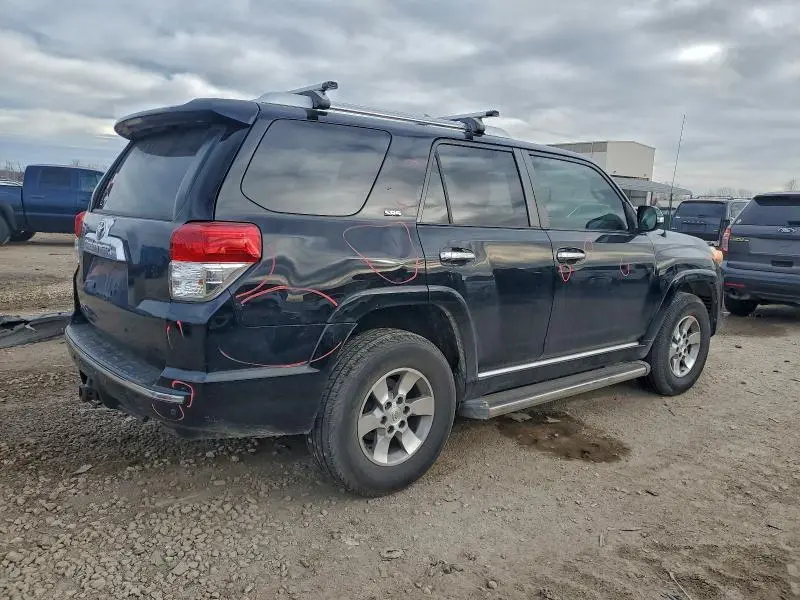 2011 TOYOTA 4RUNNER SR5  
