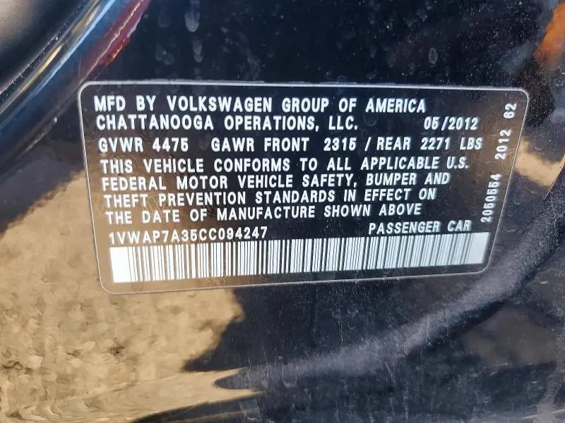 2012 VOLKSWAGEN PASSAT S  