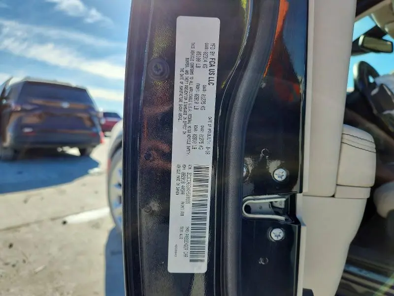 2019 CHRYSLER 300 LIMITED  