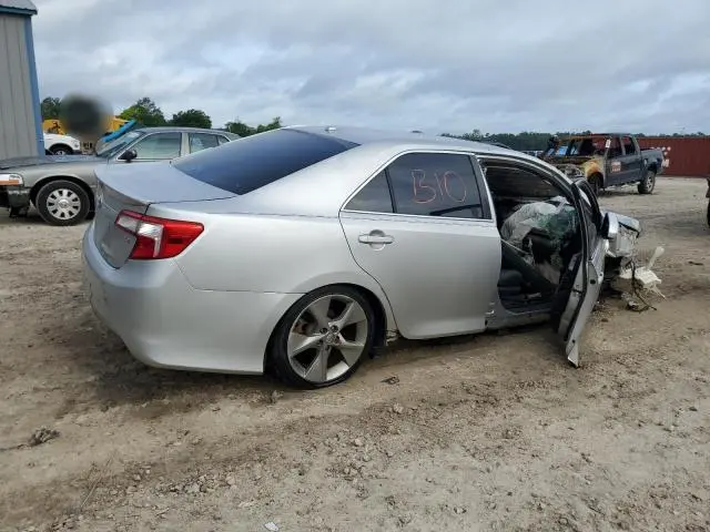 2012 TOYOTA CAMRY SE  