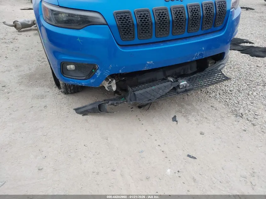 2023 JEEP CHEROKEE ALTITUDE LUX 4X4