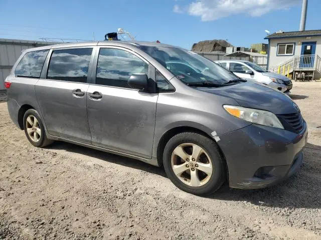 2015 TOYOTA SIENNA