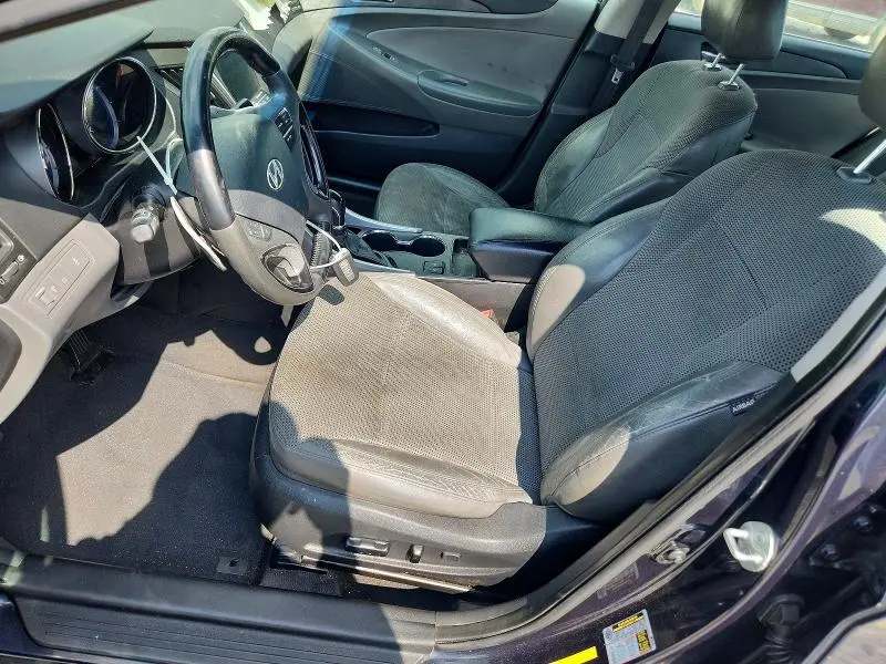 2013 HYUNDAI SONATA SE  
