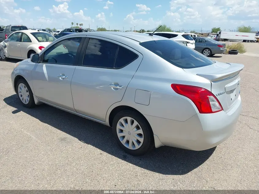 2013 NISSAN VERSA 1.6 SV