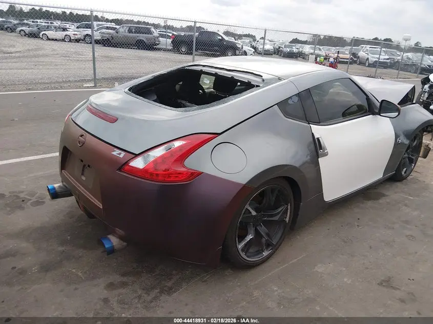 2015 NISSAN 370Z  